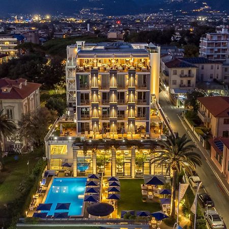 Hotel Excelsior Marina di Massa Exterior foto