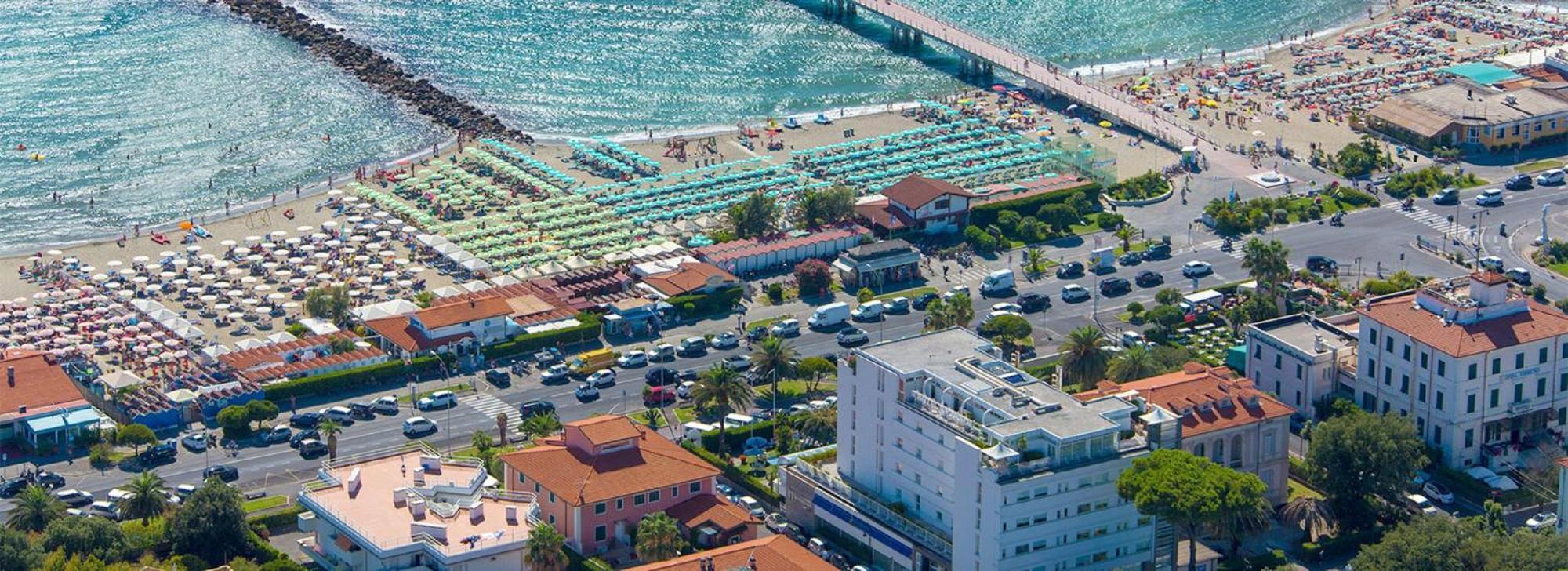 Hotel Excelsior Marina di Massa Exterior foto